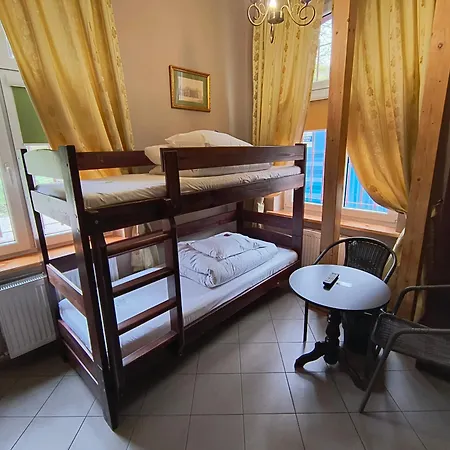 Hostel Green