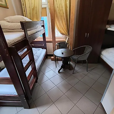 Green Hostel *