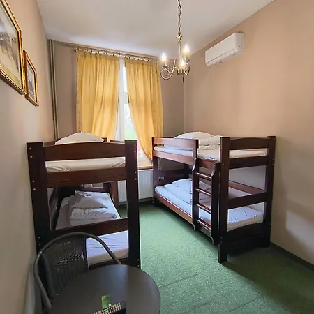 Hostel Green *